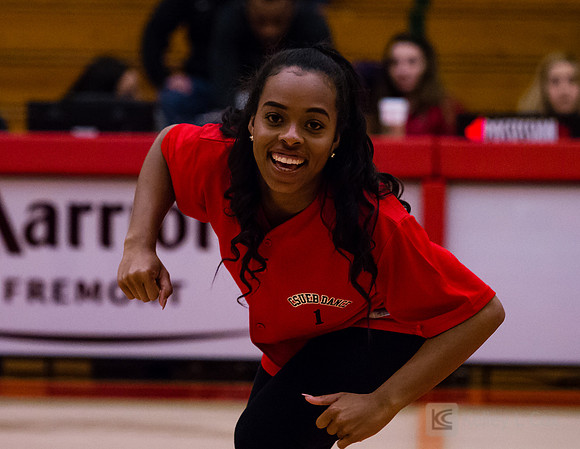 CSUEB WBB