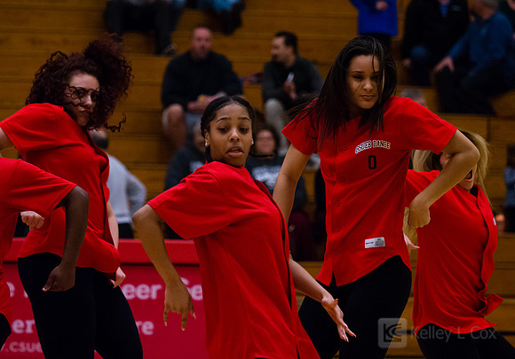 CSUEB WBB