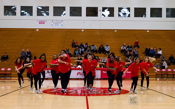 CSUEB WBB