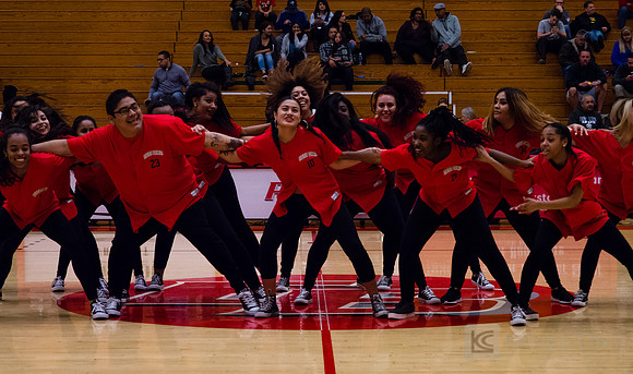 CSUEB WBB