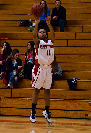 CSUEB WBB