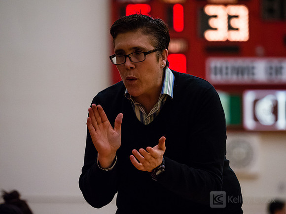 CSUEB WBB