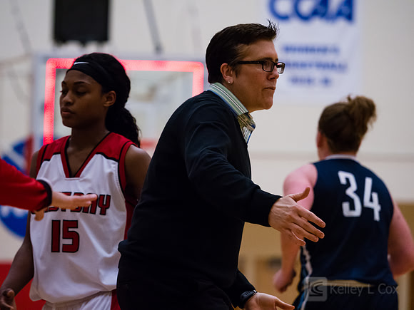 CSUEB WBB