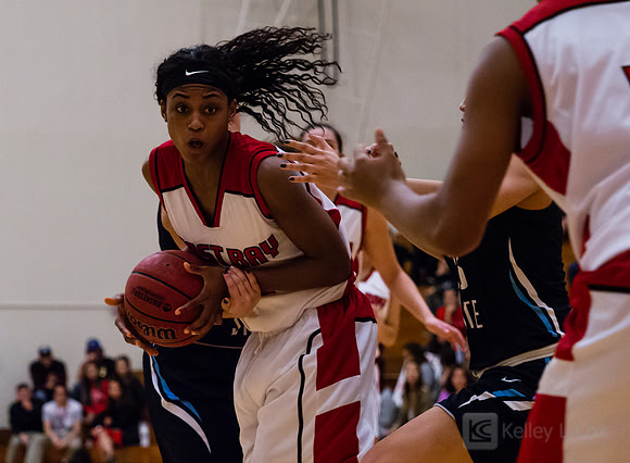 CSUEB WBB