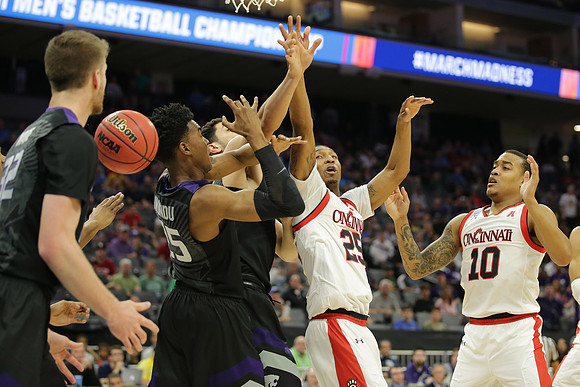 NCAA Basketball: NCAA Tournament-First Round-Kansas State vs Cincinnati