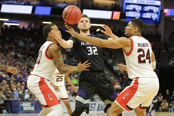 NCAA Basketball: NCAA Tournament-First Round-Kansas State vs Cincinnati