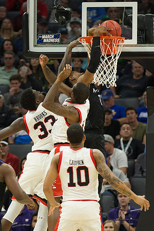 NCAA Basketball: NCAA Tournament-First Round-Kansas State vs Cincinnati