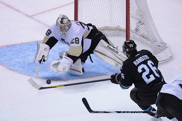 NHL: Pittsburgh Penguins at San Jose Sharks