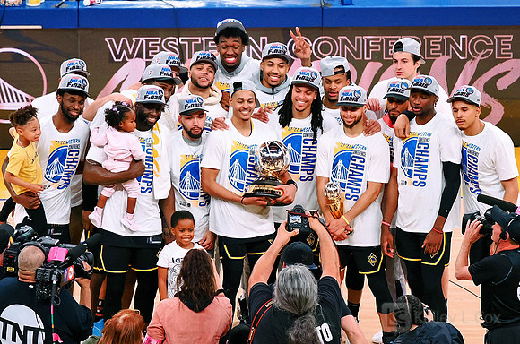 NBA: Playoffs-Dallas Mavericks at Golden State Warriors