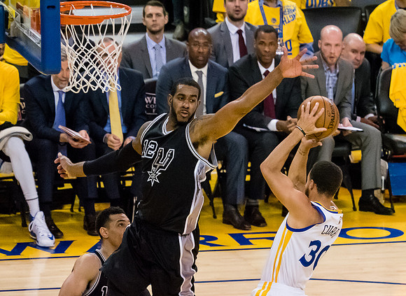 NBA: Playoffs-San Antonio Spurs at Golden State Warriors