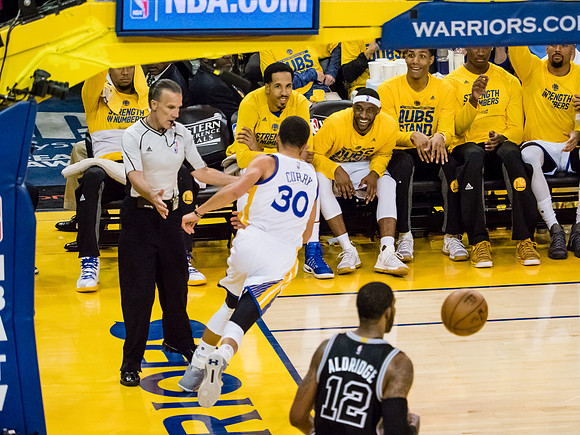 NBA: Playoffs-San Antonio Spurs at Golden State Warriors