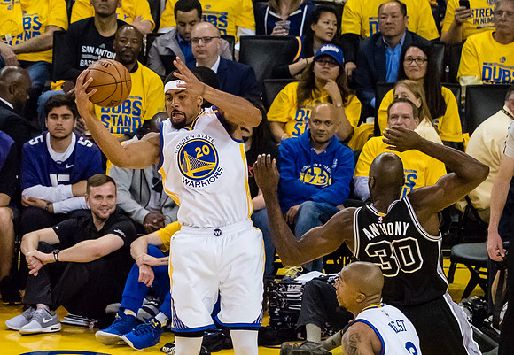 NBA: Playoffs-San Antonio Spurs at Golden State Warriors