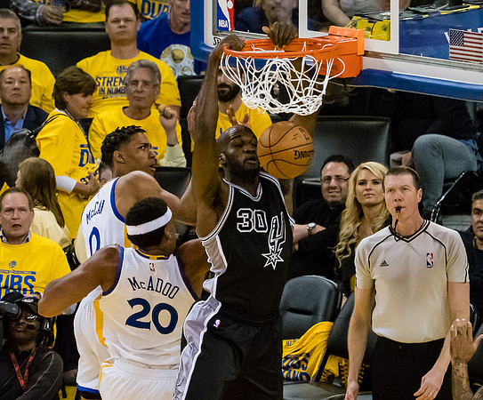 NBA: Playoffs-San Antonio Spurs at Golden State Warriors