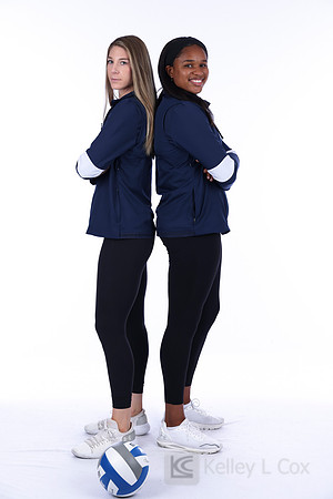 Crissy Jones Schoonderwoerd, Savannah Rennie