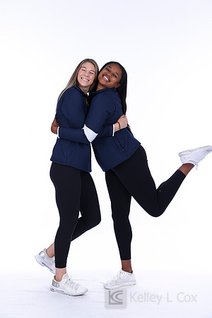 Crissy Jones Schoonderwoerd, Savannah Rennie