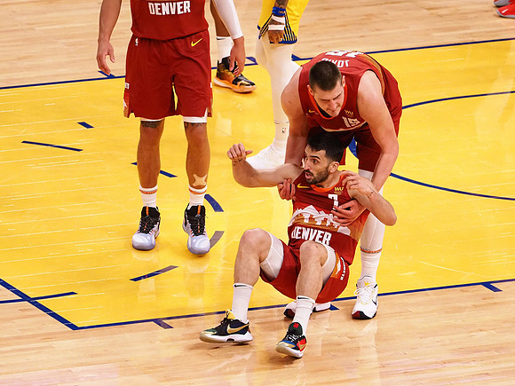 NBA: Denver Nuggets at Golden State Warriors