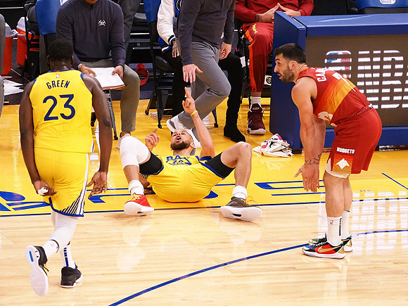 NBA: Denver Nuggets at Golden State Warriors
