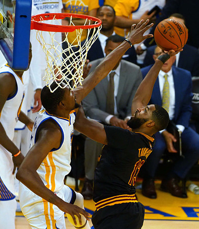 NBA: Finals-Cleveland Cavaliers at Golden State Warriors