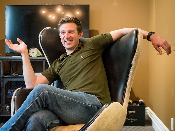 Tyler Dikman - LoungeBuddy