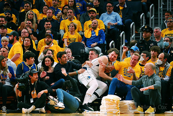 NBA: Playoffs-Dallas Mavericks at Golden State Warriors
