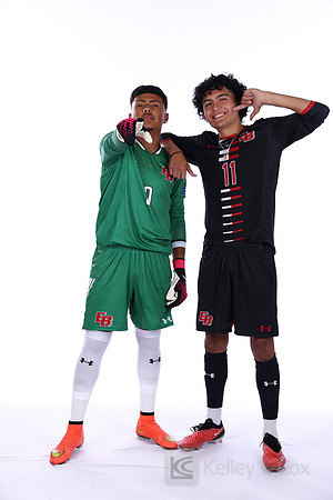 Adán Corona (0), Julian Valle (11)