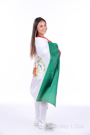 Isabella Hernandez (17)