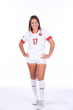 Isabella Hernandez (17)
