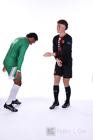 Kelekolio Mateo (1), Mateo DiDomenico (19)