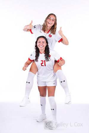 Jordan Salmon (21), Elle Unflat (22)