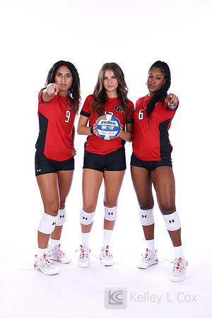 Taumafa Tuinauvai (9), Megan Crecelius (12), Kara Green (6)