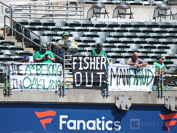 MLB: Kansas City Royals at Oakland Athletics