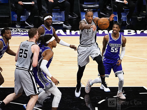 NBA: San Antonio Spurs at Sacramento Kings