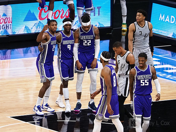 NBA: San Antonio Spurs at Sacramento Kings