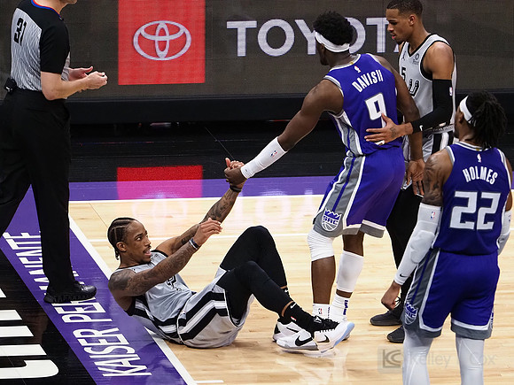 NBA: San Antonio Spurs at Sacramento Kings