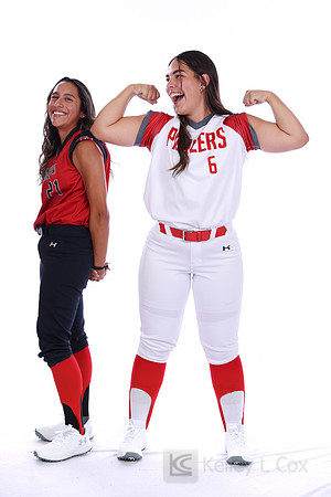 Amelia Morales (21), Kyndal Riddell (6)