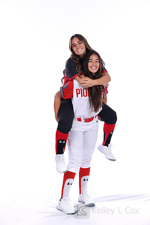 Ava Benavides (16), Annelise Garcia (4)