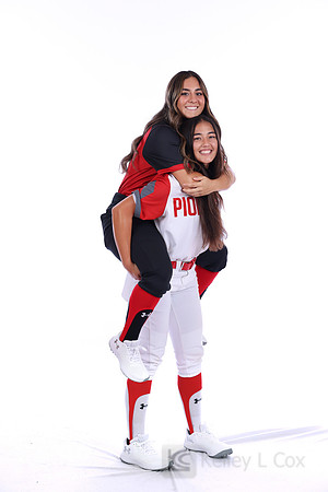 Ava Benavides (16), Annelise Garcia (4)