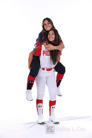 Ava Benavides (16), Annelise Garcia (4)