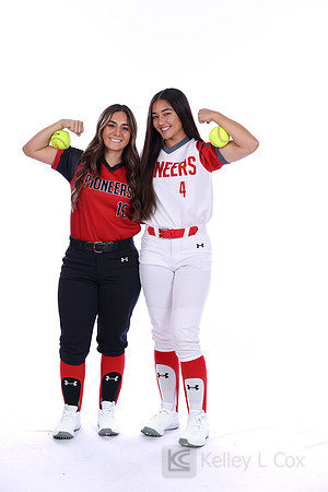 Ava Benavides (16), Annelise Garcia (4)