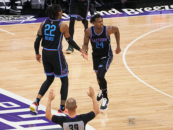 NBA: Oklahoma City Thunder at Sacramento Kings
