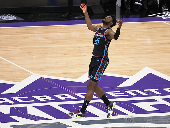 NBA: Oklahoma City Thunder at Sacramento Kings