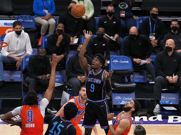 NBA: Oklahoma City Thunder at Sacramento Kings