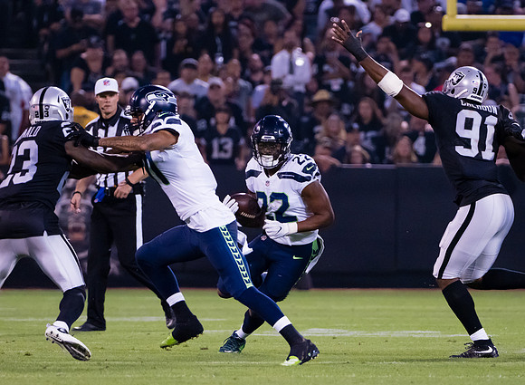 NFL: Seattle Seahawks at Oakland Raiders