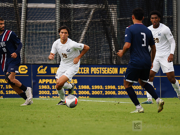 Brandan Bell (18)