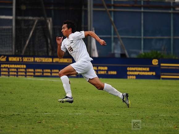 Brandan Bell (18)