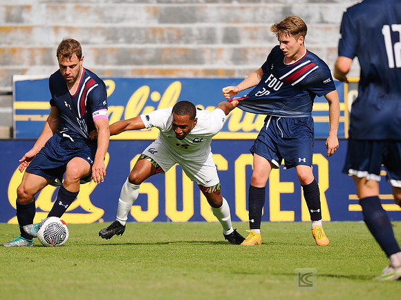 Justin Knighton (15)