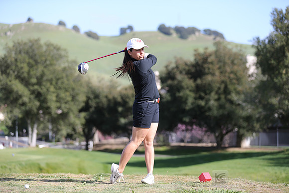 CSUEB Womens Golf