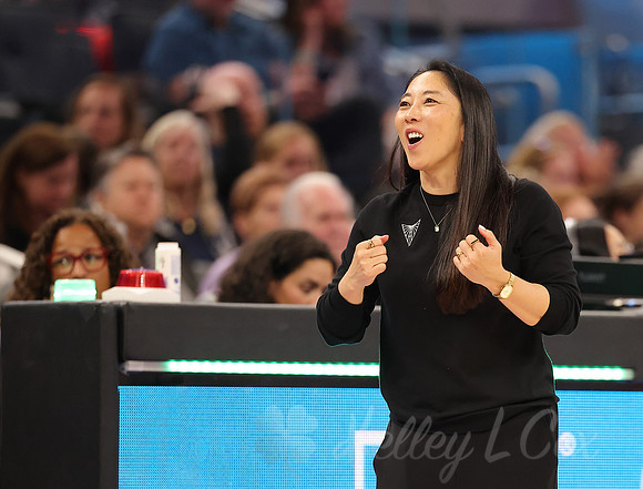 WNBA: Phoenix Mercury at Golden State Valkyries