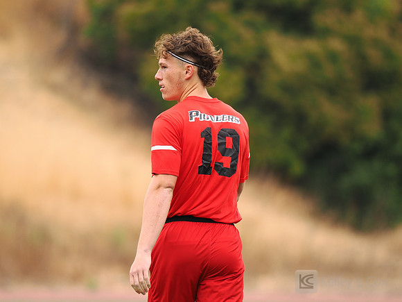 Men’s Soccer: Cal State East Bay Pioneers vs St. Mary’s