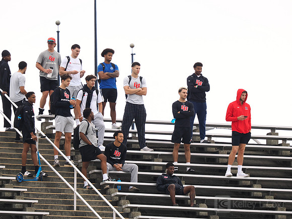 Men’s Soccer: Cal State East Bay Pioneers vs St. Mary’s
